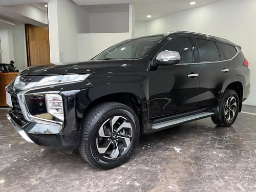 Mitsubishi Montero